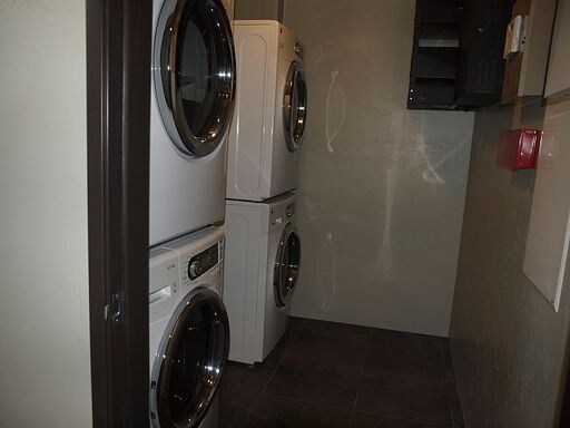 Building Photo - 1414 N 1st Ave