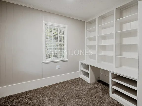 Building Photo - 1921 51st St