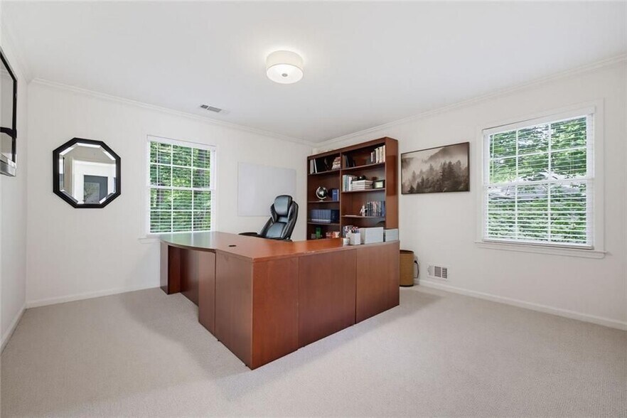 Building Photo - 4966 Cambridge Dr