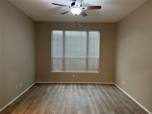 Building Photo - 10810 Camelot Dr