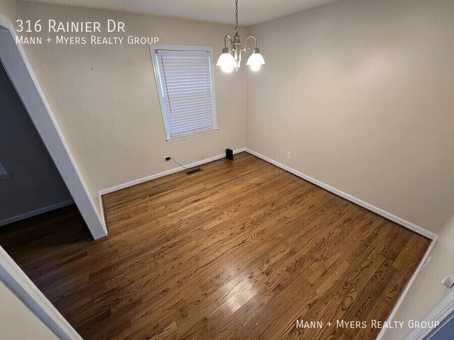 Building Photo - 316 Rainier Dr