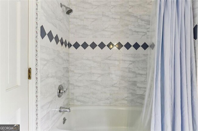 Building Photo - 5189 Hidden Branches Cir