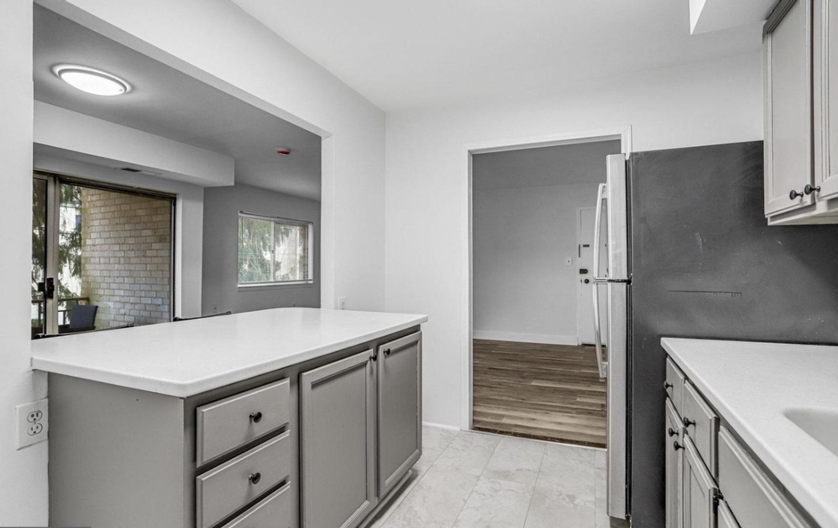 Building Photo - 12311 Braxfield Ct