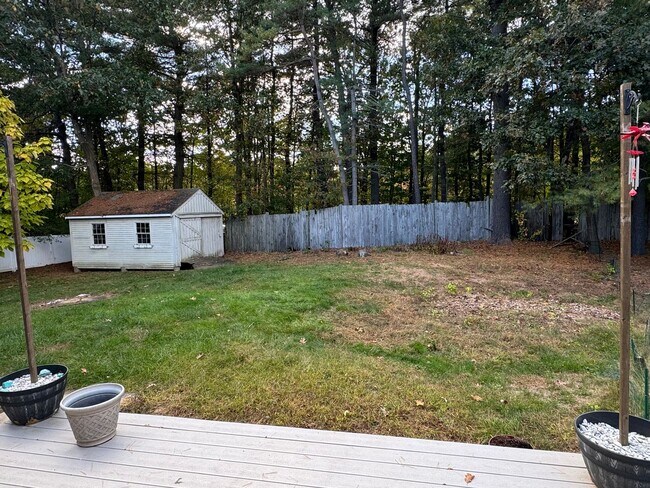 Building Photo - Private Home | 3 Bedroom 2 Bathroom | Huge...
