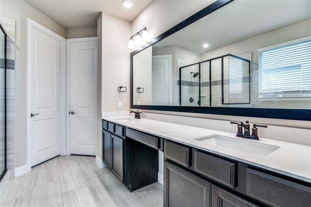 Building Photo - 7201 Bronco Blf