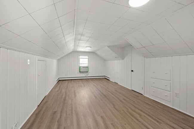 Building Photo - Beautiful 3bed/1bath