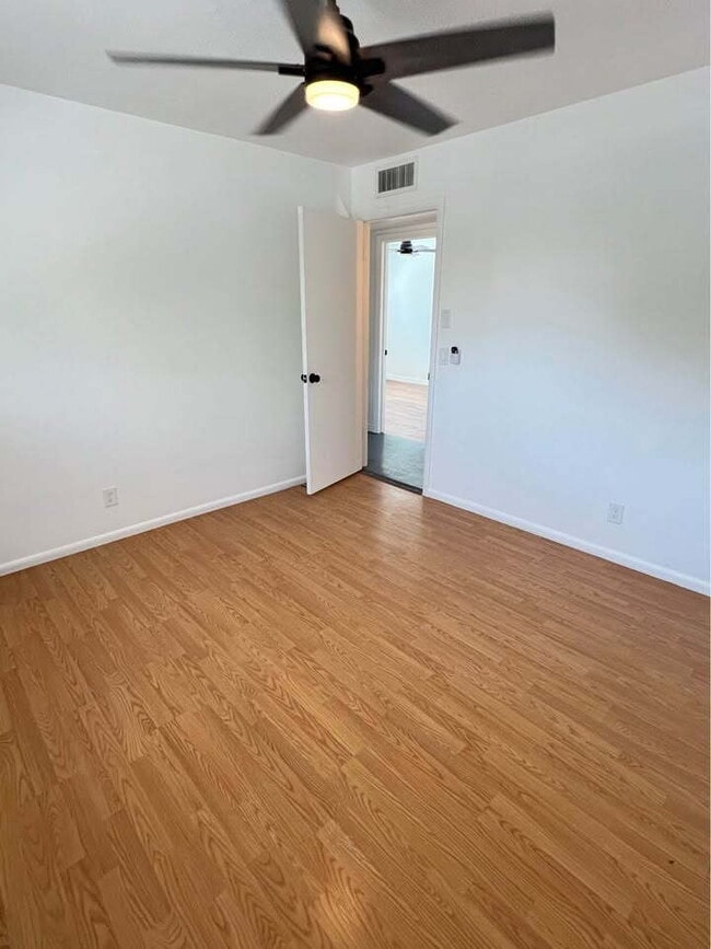 Building Photo - 85 N 300 E