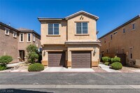 Building Photo - 685 Taliput Palm Pl