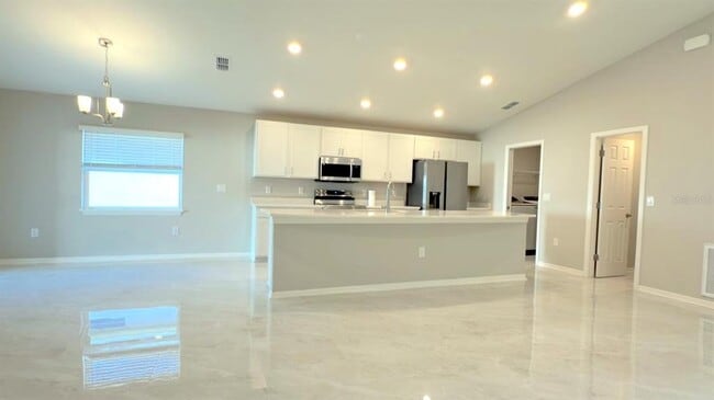 Building Photo - 1551 Eucalyptus Wy