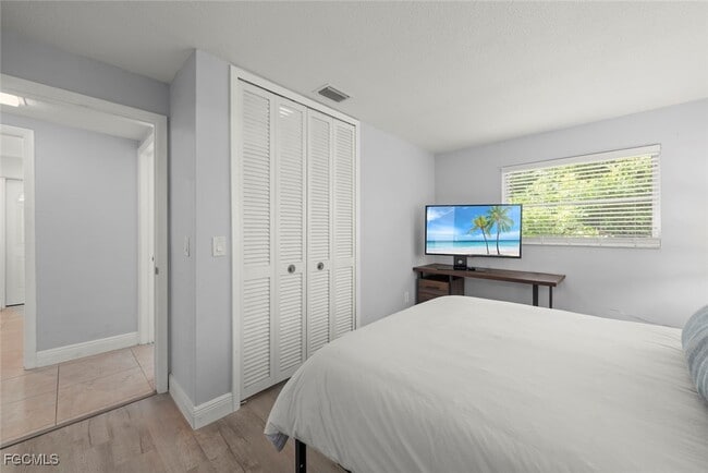 Building Photo - 12150 McGregor Blvd