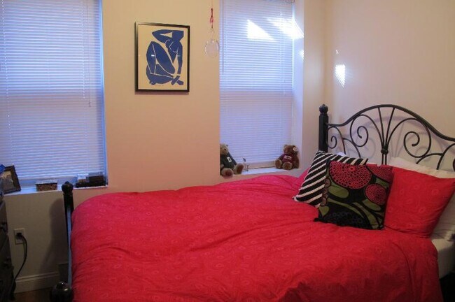 Building Photo - 91 Prince St