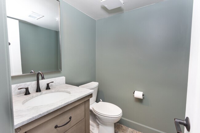 Building Photo - 7368 S Lafayette Cir W