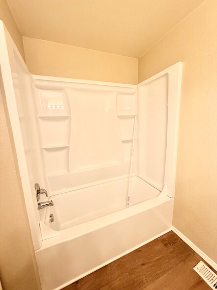 Building Photo - 4221 N Esten Pl