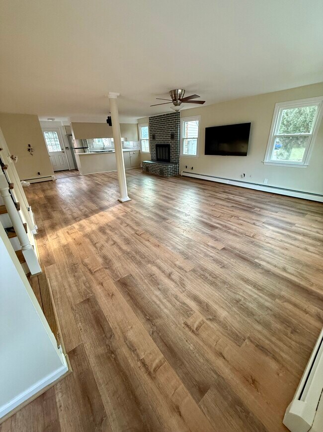 Building Photo - 79 Elida Ct