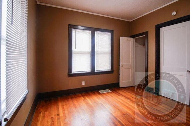 Building Photo - 3425 N 45th St