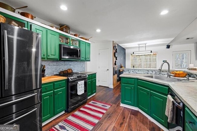 Building Photo - 520 Bryson Trail