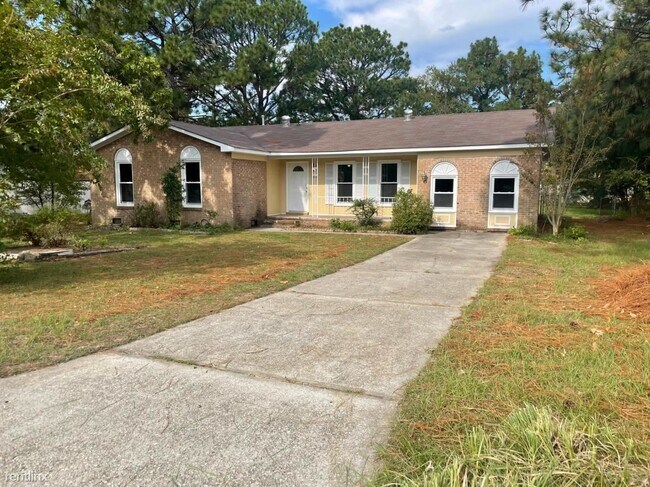 Primary Photo - 3 br, 2 bath House - 518 Platinum St