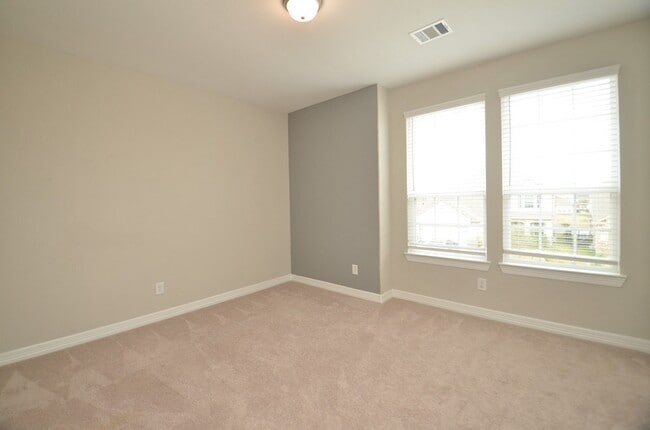 Building Photo - 24023 Tirso River Ct