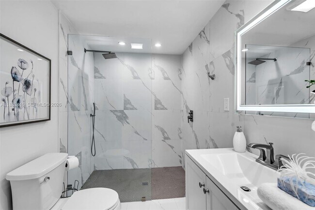 Building Photo - 465 NW 11th St