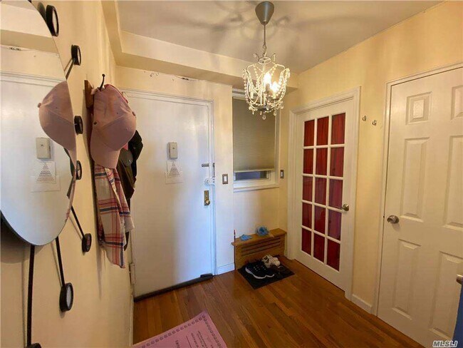 Building Photo - 97-7-97-63 63rd Rd