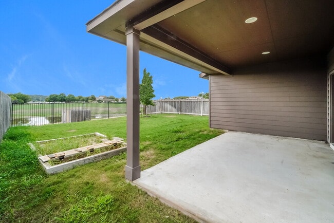 Building Photo - 441 Lacey Oak Lp