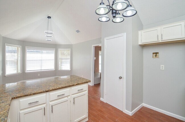 Building Photo - 155 April Waters Dr W