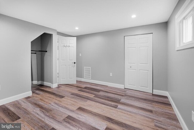 Building Photo - 14402 Woodcrest Dr