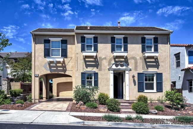 Building Photo - 833 Griffon Ct