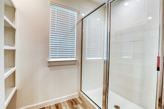 Building Photo - 2829 Lisburn Ter Ln