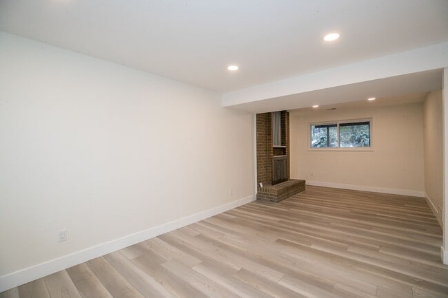 Building Photo - 2308 S Lima St