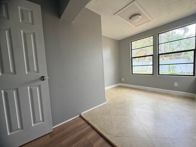 Building Photo - 8381 NW 28th Pl