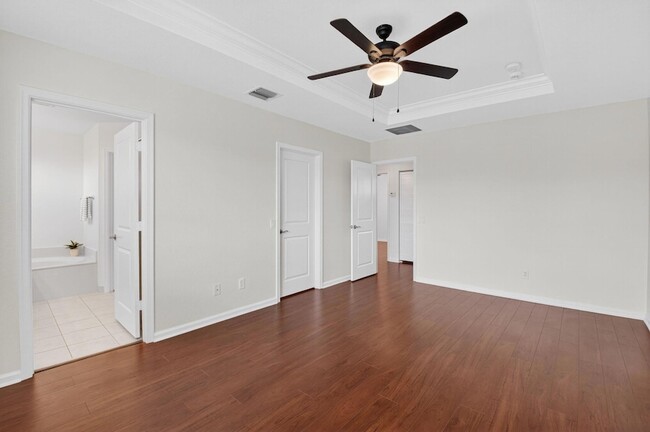 Building Photo - 7409 Sarentino Ln