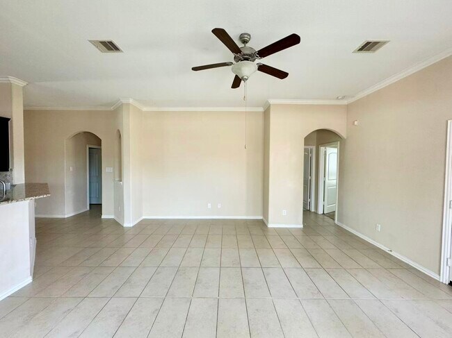 Building Photo - 11015 Walts Run Ln