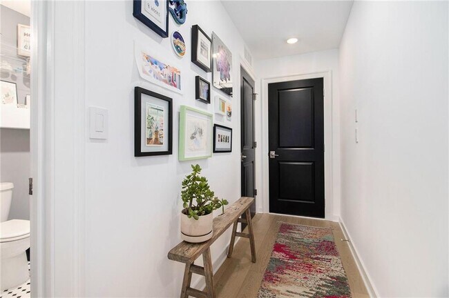 Building Photo - 395 Pratt Dr SE