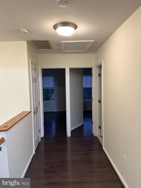 Building Photo - 11130 Hollowbrook Rd