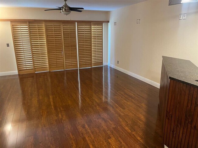 Building Photo - 4638 Mirabella Ct