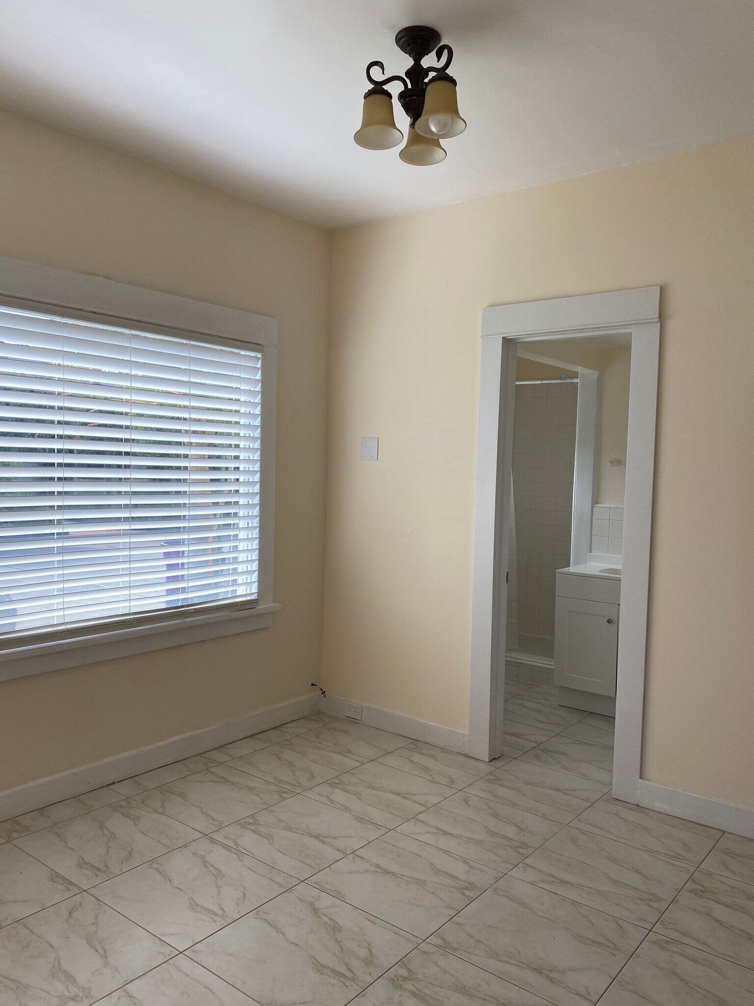 Breakfast nook - 301 Grand Ave