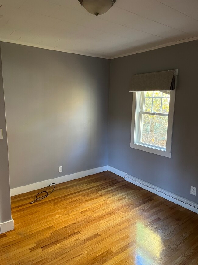 Building Photo - 50 Northwood Dr