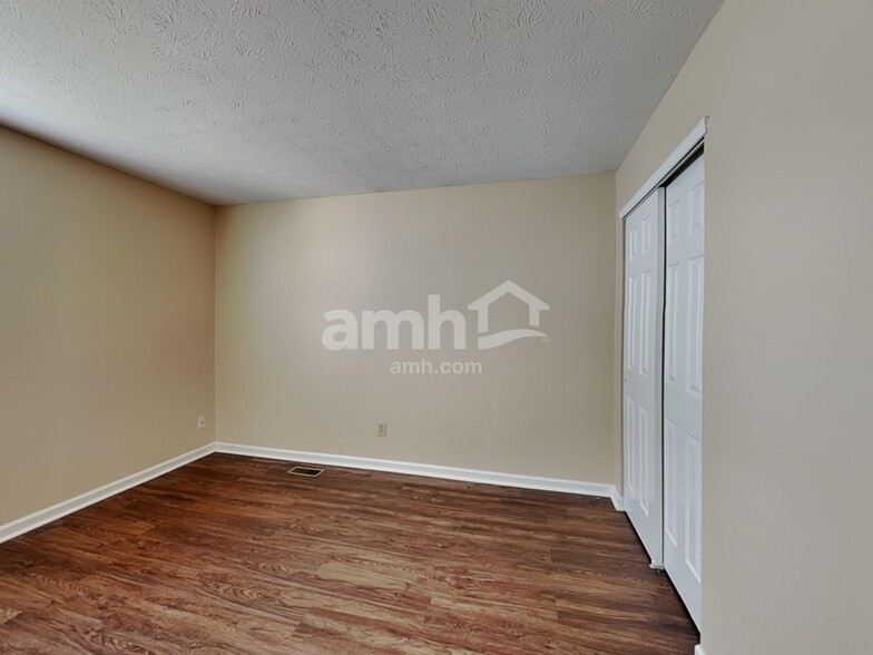 Building Photo - 6043 Polonius Ct