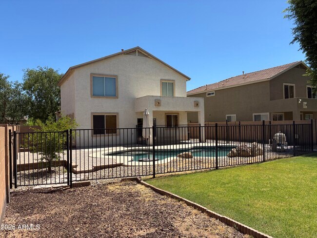 Building Photo - 6982 W Glenn Dr