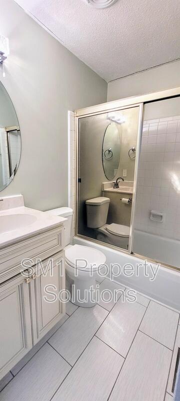 Building Photo - 5733 Bramblegate Rd