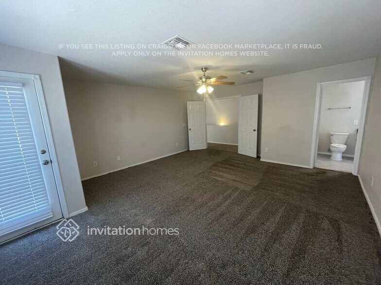 Building Photo - 434 W Orchard Way