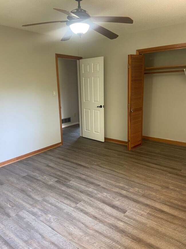 Building Photo - Coming Soon For Rent in Fultondale!