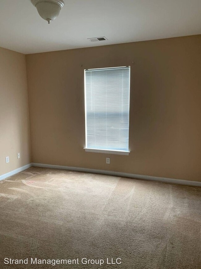 Building Photo - 4 br, 3.5 bath House - 311 Freshwater Court