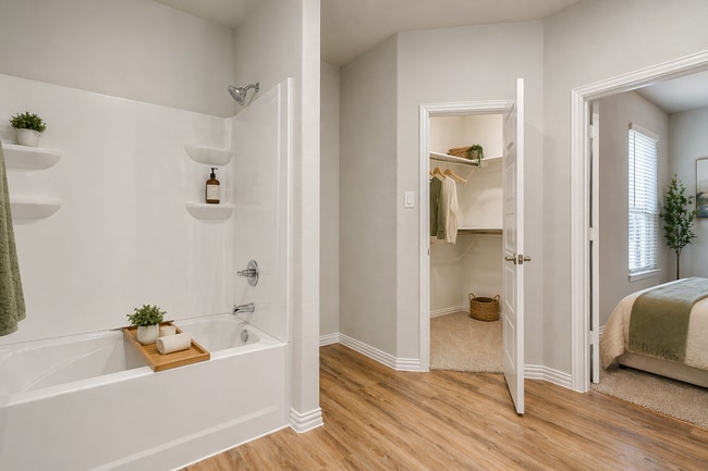 Building Photo - ? Your Next Home Is Waiting ?