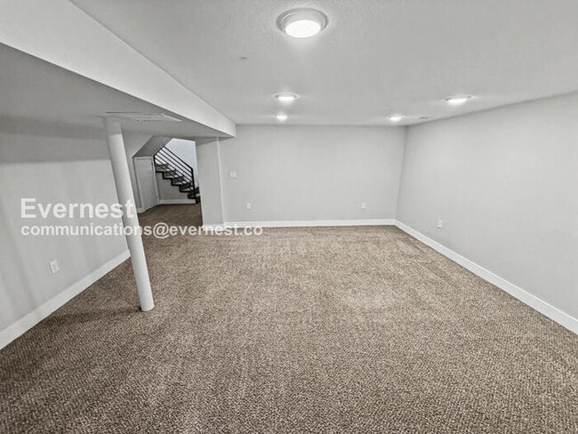 Building Photo - 3875 S Bannock St