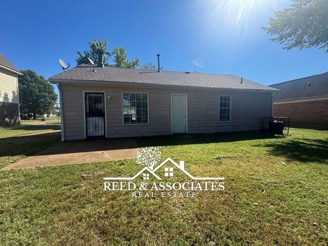 Building Photo - Updated 3-Bedroom Memphis Home with Spacious Yard