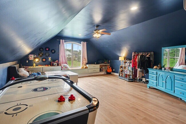 Building Photo - 2016 Copper Kettle Cir