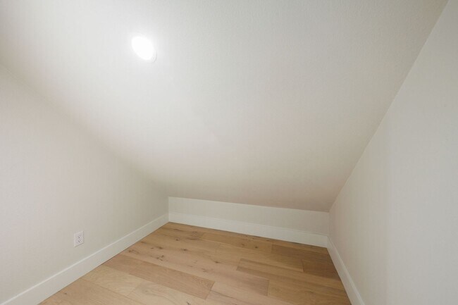 Building Photo - Luxury Redefined: Experience Vibrant Living in this 3-Bedroom Haven in East Austin