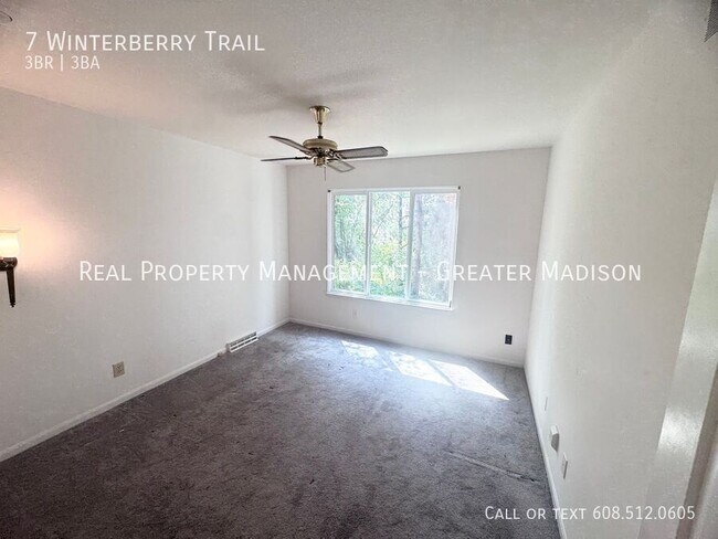 Building Photo - 7 Winterberry Trail